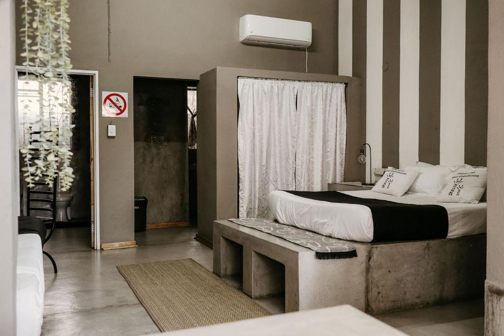 פאלאבורווה Overnight Stop Before Kruger National Park מראה חיצוני תמונה